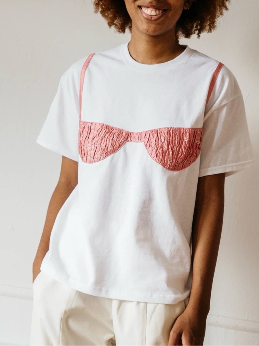 NWT Nikki Chasin Florida Woman Appliqué T - White Tee with Pink Bra Graphic